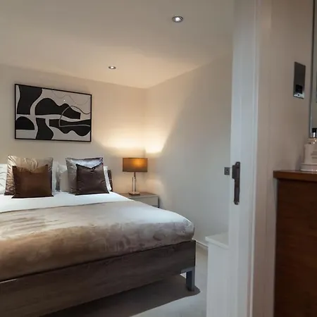 The Penthouse Suite - Luxury Like No Other Glasgow Exterior photo
