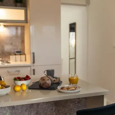 The Penthouse Suite - Luxury Like No Other Glasgow Exterior photo